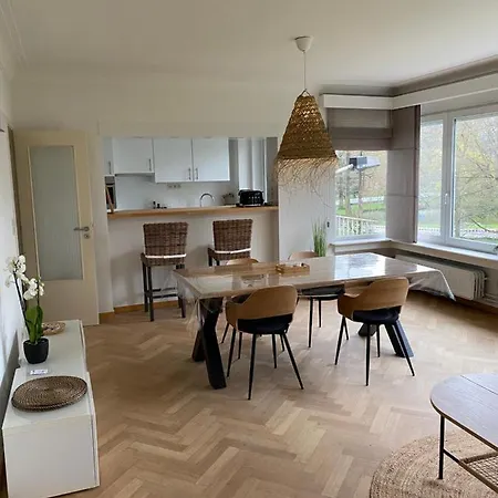 Cosy Louvrex -liege Francorchamps アパート *